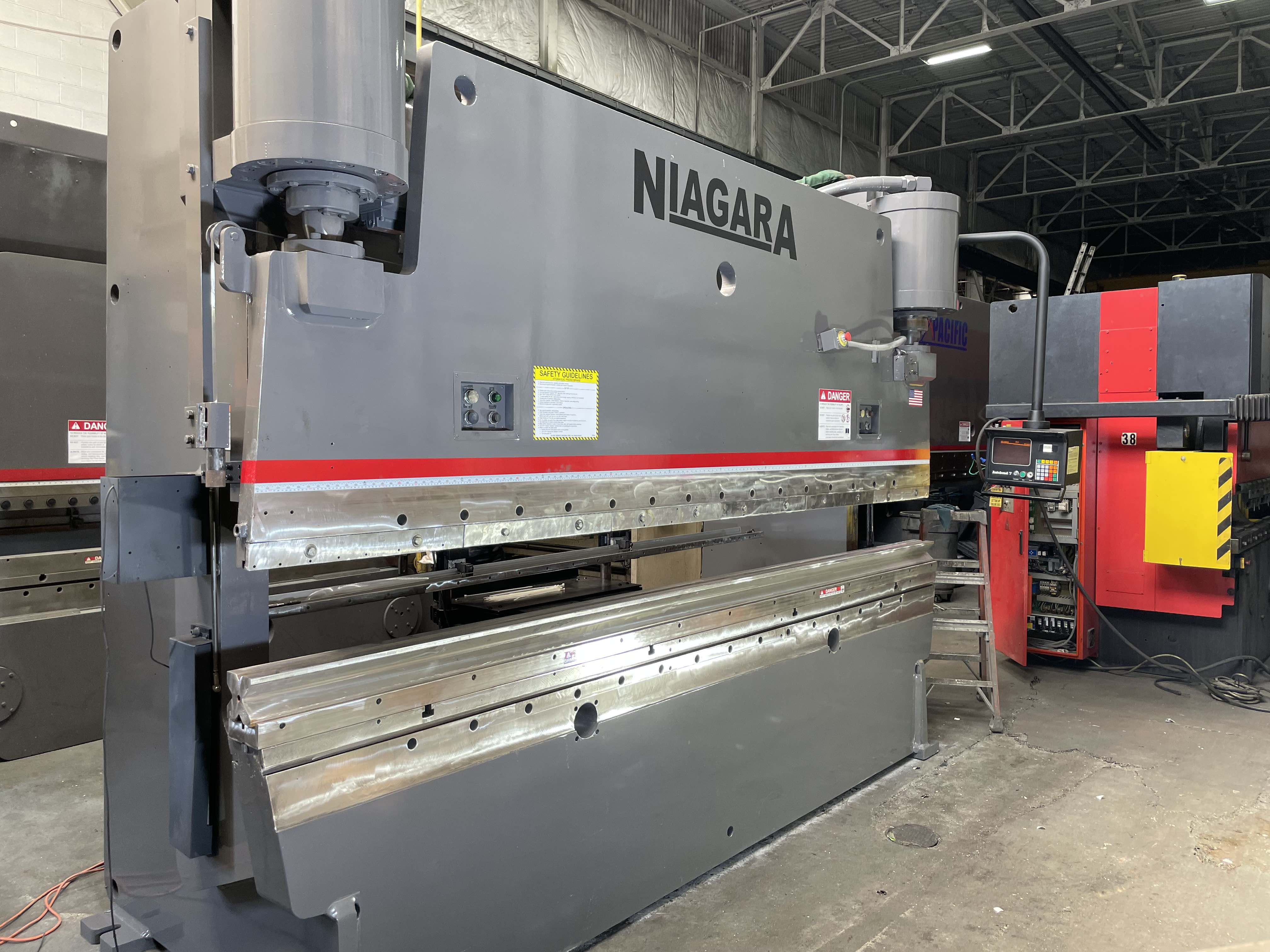 175 Ton X 12' Niagara HD 175-10-12  Hydraulic Press Brake